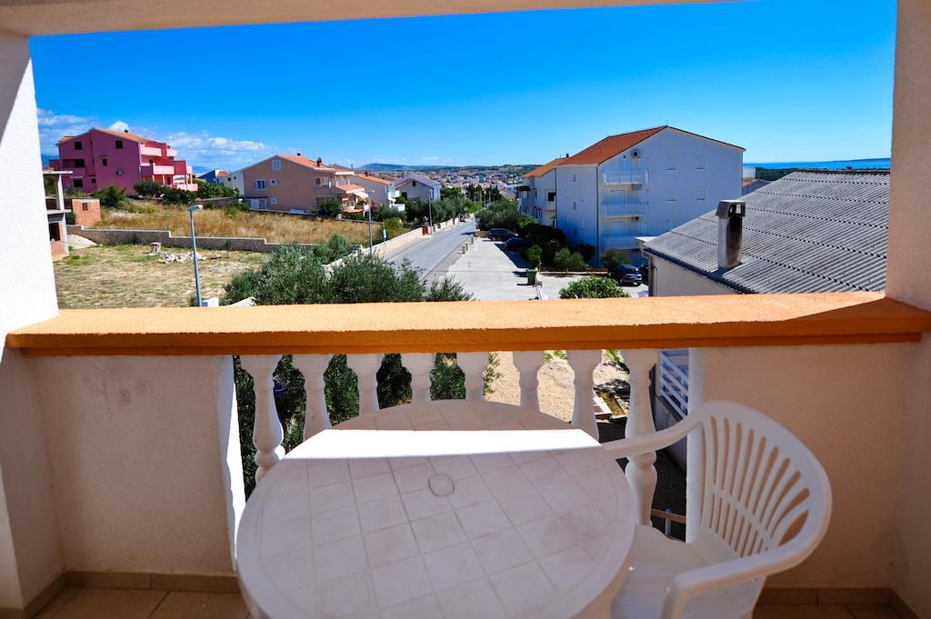 Dorica Dabo Apartment Novalja Room photo